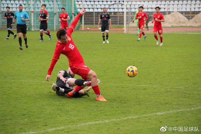 专家推荐　【东方球圣】足球7连红 奉上下午澳超：悉尼FC vs 西部联【红单策略】足球18中15 带来下午澳超：墨尔本城 VS 墨尔本胜利【盘算足红】足球17中13 带来晚间意甲：弗洛西诺尼 VS 尤文图斯今日热点赛事今日下午，悉尼FC vs 西部联，晚间欧洲顶级联赛火热进行，17中13专家东方球圣等人带来赛事解析。